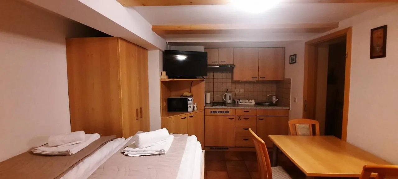 Apartments Zvoh, Krvavec, Ski-In, Ski-Out Cerklje na Gorenjskem