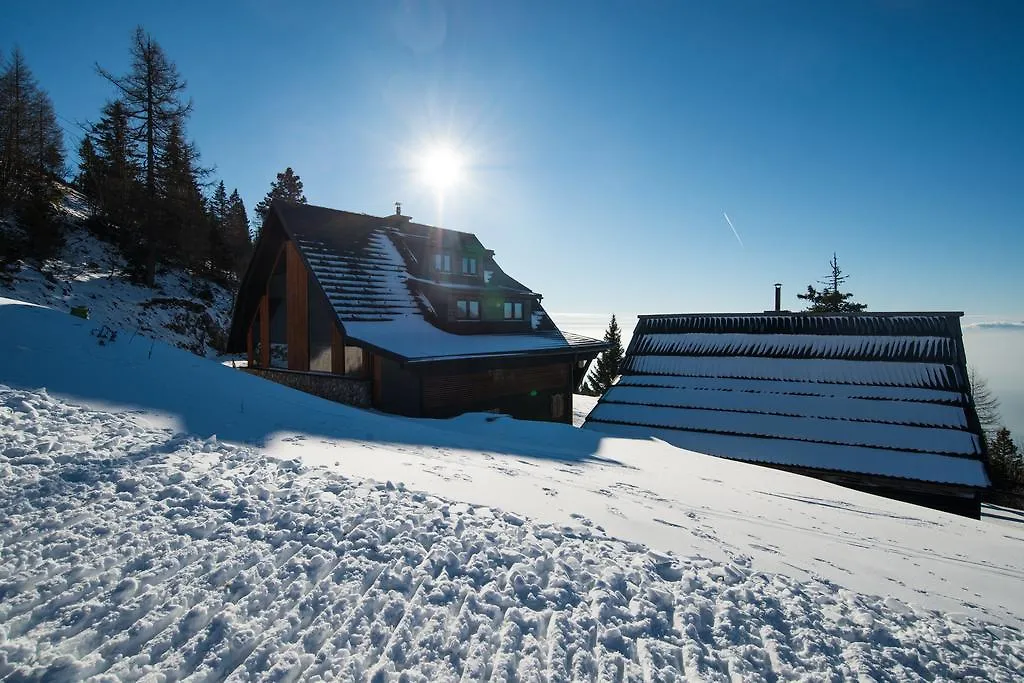 Apartments Zvoh, Krvavec, Ski-In, Ski-Out Cerklje na Gorenjskem