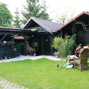 Frenkcottage 5 Km From The Airport- Free Transportation Privatunterkunft