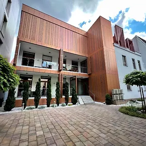 Argo Apartment